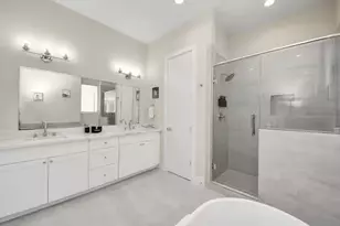 5935 Beall St, Houston, TX 77091 - Photo 15