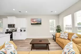5935 Beall St, Houston, TX 77091 - Photo 3