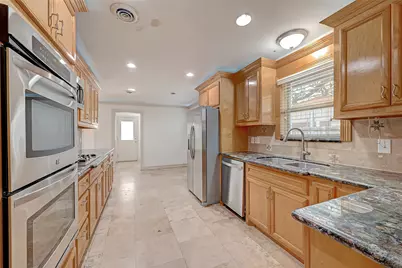 5611 Briarbend Drive, Houston, TX 77096 - Photo 27