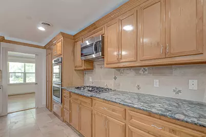5611 Briarbend Drive, Houston, TX 77096 - Photo 23