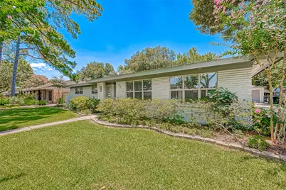 5611 Briarbend Drive, Houston, TX 77096 - Photo 5