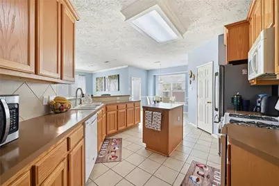 3710 Sage Point Court, Katy, TX 77449 - Photo 11