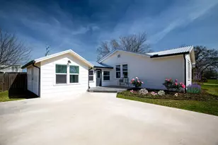 215 Paulus St, Schulenburg, TX 78956 - Photo 41