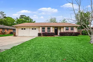 4509 37th St, Dickinson, TX 77539 - Photo 3