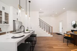 8913 Knoll Branch Dr Dr, Houston, TX 77080 - Photo 5