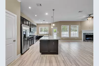 375 Westlake Terrace Drive, Conroe, TX 77304 - Photo 19