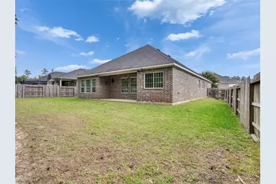375 Westlake Terrace Drive, Conroe, TX 77304 - Photo 11
