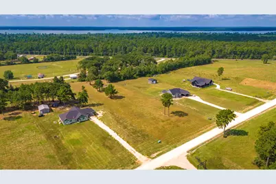 350 Brushy Creek Drive, Onalaska, TX 77360 - Photo 3