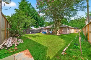 15343 Meadow Village Dr, Houston, TX 77095 - Photo 19