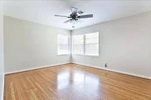 1321 Thornton Rd, Houston, TX 77018 - Photo 9