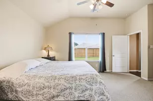 2315 Shady Tree Ln, Conroe, TX 77301 - Photo 17