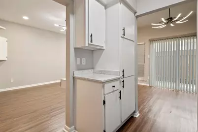 1818 Augusta Drive #13, Houston, TX 77057 - Photo 7