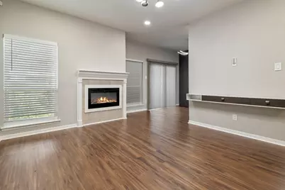 1818 Augusta Drive #13, Houston, TX 77057 - Photo 5