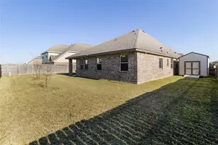 7111 Hillside Ave, Mont Belvieu, TX 77523 - Photo 31