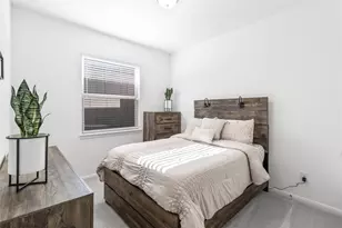 7111 Hillside Ave, Mont Belvieu, TX 77523 - Photo 7