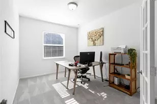 7111 Hillside Ave, Mont Belvieu, TX 77523 - Photo 11