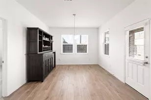 7111 Hillside Ave, Mont Belvieu, TX 77523 - Photo 17