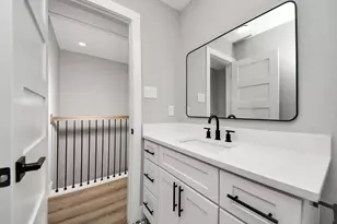 807 Avenue J, Conroe, TX 77301 - Photo 27