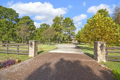 11 Willowcreek Ranch Road, Tomball, TX 77377 - Photo 5