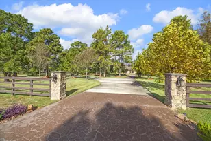 11 Willowcreek Ranch Rd, Tomball, TX 77377 - Photo 5