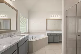 2021 Cambridge Heights Pl, Houston, TX 77045 - Photo 15