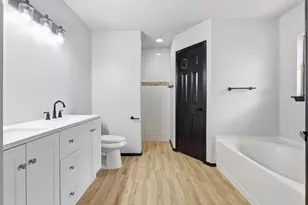 7974 Wayside Trail, San Antonio, TX 78244 - Photo 17
