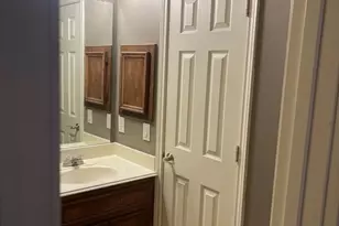 2313 Hutchins St, Houston, TX 77004 - Photo 9