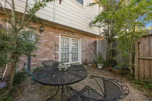 10336 Briar Forest Dr, Houston, TX 77042 - Photo 21
