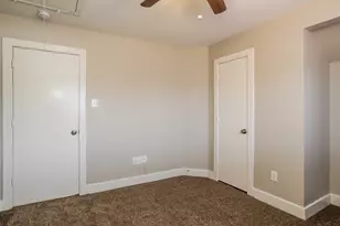 9711 Farrell Dr, Houston, TX 77070 - Photo 15