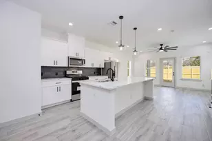 926 Granville Dr, Houston, TX 77091 - Photo 3