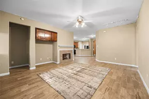 212 Silverbrook Ln, Dickinson, TX 77539 - Photo 15
