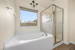 212 Silverbrook Ln, Dickinson, TX 77539 - Photo 21
