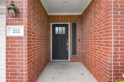 212 Silverbrook Lane, Dickinson, TX 77539 - Photo 5