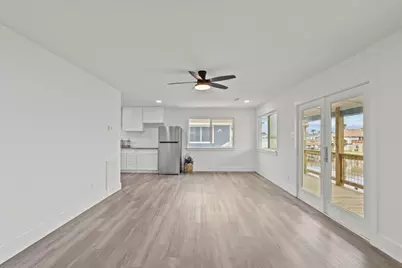 251 Barracuda Street, Bayou Vista, TX 77563 - Photo 13