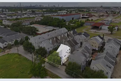 3219 Maxroy Street, Houston, TX 77008 - Photo 29