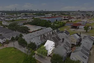 3219 Maxroy St, Houston, TX 77008 - Photo 29