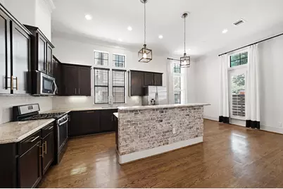 3219 Maxroy Street, Houston, TX 77008 - Photo 13