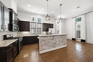 3219 Maxroy St, Houston, TX 77008 - Photo 13