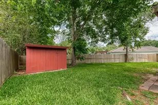 11647 Corkwood Dr, Houston, TX 77089 - Photo 31