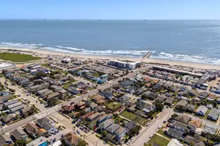 3723 Ave S, Galveston, TX 77550 - Photo 35