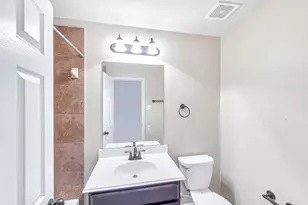 6043 Shelbourne Park Ln, Houston, TX 77084 - Photo 11