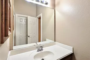 7611 Herndon Pl, Sugar Land, TX 77479 - Photo 37