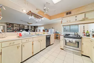 1535 Maux Dr, Houston, TX 77043 - Photo 15