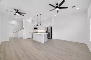 314 Neyland St, Houston, TX 77022 - Photo 7