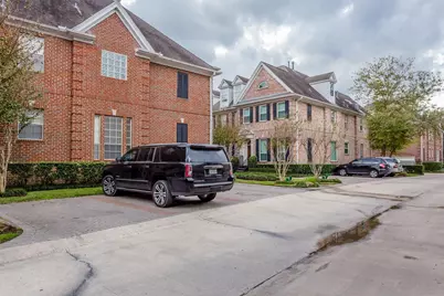 1915 Woodbury Street, Houston, TX 77030 - Photo 43