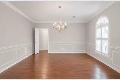 1303 Red Oak Court, Sugar Land, TX 77479 - Photo 9
