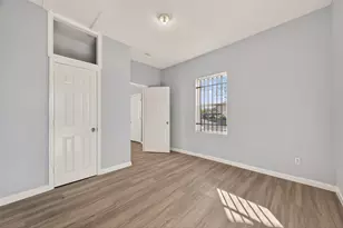 8211 Parnell St, Houston, TX 77051 - Photo 19