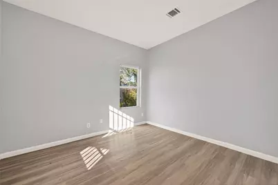 8211 Parnell Street, Houston, TX 77051 - Photo 9