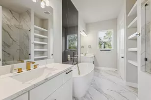 5817 Mansfield Heights Ln, Houston, TX 77091 - Photo 9