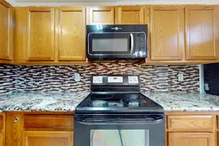 806 N Willow Dr, Houston, TX 77073 - Photo 15